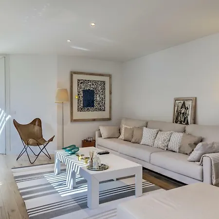 Cristal Villa *
